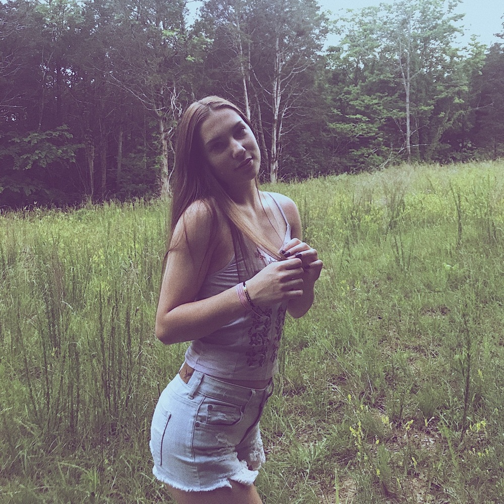 Meet your Posher, Megan